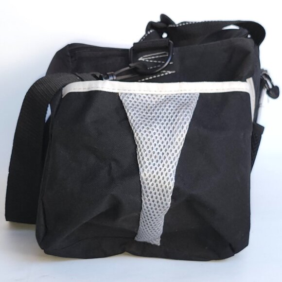 CBC Live Right Now News duffel bag Travel Bag Black Zip Up Canadian Broadcasting - Picture 3 of 9